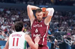 Latvijas basketbolisti uzvar Portugāli un sper platu soli pretī EČ izslēgšanas spēlēm