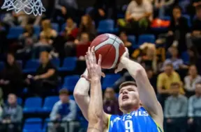 Latvijas svētku mēnesis basketbolā: īpašas formas un aizraujošs derbijs pret igauņiem