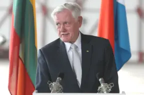 Lietuvas godājamais eksprezidents Valdis Adamkus svin 99. dzimšanas dienu