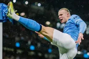 Mančestras "City" saplosa Premjerlīgas čempionus un atgriežas vicelīderu godā