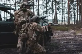 NBS Speciālo uzdevumu vienība atklāj kandidātu atlasi: Pārbaudi savas spējas kaujinieka vai reindžera ceļā