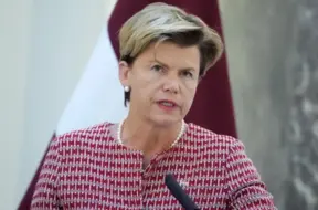 Nākamā ES sankciju kārta pret Krieviju: fokuss uz enerģētiku un "ēnu floti"