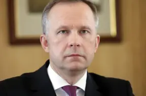 "Neesmu vainīgs!" Rimšēvičs tiesā turpina noliegt vainu un norāda uz apsūdzības nesakritībām