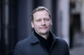 Opozīcija un ZZS neatbalstīs Sikšņa kandidatūru SEPLP locekļa amatam