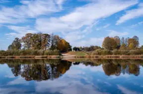 Otrdien Latvijā gaidāms lietains un vējains pavasara siltums