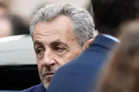 Parīzes tiesa izšķirs bijušā prezidenta Sarkozī likteni: vai viņš tiks atbrīvots no cietuma?