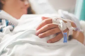 Pasaulē pirmoreiz veikta attālināta insulta operācija pāri Atlantijas okeānam