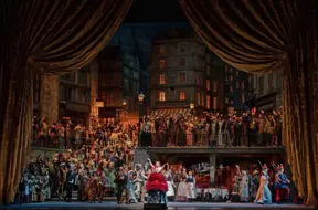 Pasaules slavenākā opera "Bohēma" Rīgā: Mīlestības un krāšņuma stāsts uz lielā ekrāna