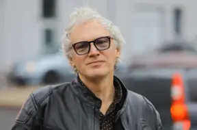 Pauls Timrots dalās vērtīgos padomos: kā izvēlēties drošākās ziemas riepas