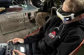 Rīgā atklāts Baltijā lielākais dronu mācību centrs “Drone House”