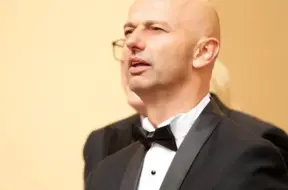 Rīgas tiesa pavasarī sāks izskatīt bijušā premjera Kariņa lidojumu lietu pret Citskovski