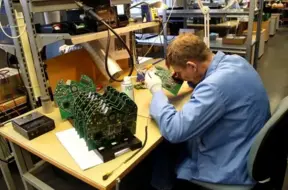 SAF Tehnika investē jauna ražošanas uzņēmuma "PLUFF" dibināšanā, stiprinot vietējo tautsaimniecību