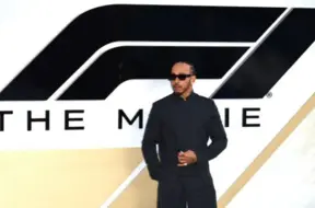 Sāktas sarunas par iespējamu filmas "F1" turpinājumu ar Bredu Pitu