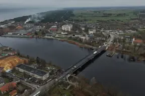 Salacgrīvā svinīgi atklāts jaunais Salacas tilts: satiksme atjaunota bez ierobežojumiem