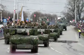 Satiksmes ierobežojumi Rīgā valsts svētkos: gatavojieties slēgtām ielām un parkošanas aizliegumiem