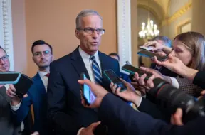 Senāta Republikāņi Nomet Zari: Viens Mēnesis Dīkstāves Un Vēl Joprojām Nav Vienošanās