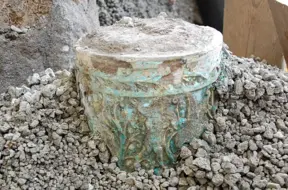 Senatnes Ēģiptes dārgums atklāts Pompeju "ielas ēdienu" zonā, liecinot par plašiem kultūras sakariem