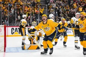 Šilovs nespēj vienpersonīgi izglābt "Penguins" no zaudējuma papildlaikā Stokholmā