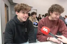 Skolēni Rīgā "domā ārpus rāmjiem": "Riga Puzzle Day" izaicina ar sarežģītiem uzdevumiem