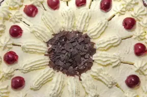 Slinkie svētku deserti: Zanes Grēviņas padomi, kā gatavot gardi un bez liekas ķēpas