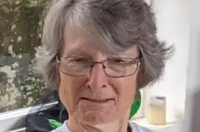 Šokējošā nelaime uz salas: 80 gadu veca pasažiere atrasta mirusi pēc kruīza kuģa aizbraukšanas