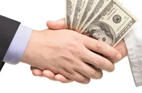 Somijas ministrs: Ķīnas finansējums veicina Krievijas kara darbības un rada draudus Eiropai