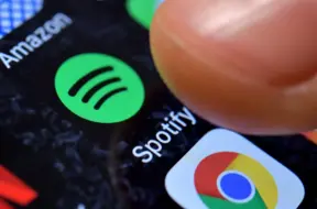 Spotify peļņa trešajā ceturksnī vairāk nekā dubultojusies, sasniedzot 899 miljonus eiro