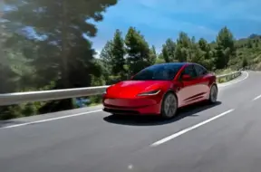 Tesla Model 3 Eiropā: ar jauniem LG akumulatoriem nobraukums pieaudzis līdz iespaidīgiem 750 km