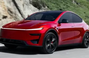 Tesla Model Y Performance iekaros Eiropu: 460 ZS, satriecošs paātrinājums un iespaidīgs nobraukums par sākotnējo cenu 62 tūkstoši eiro