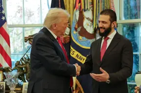 Tramps sola atbalstīt Sīriju: vēsturiska tikšanās Baltajā namā un drošības alianse