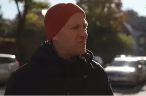 Uģis Kuģis pauž neapmierinātību ar dzīvi Latgales priekšpilsētā: “Krītiņbanda” un Bolt kurjeru radītās problēmas satrauc iedzīvotājus