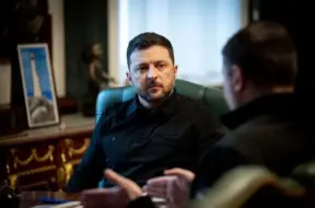 Ukrainas valdību satricina simt miljonu dolāru korupcijas shēma enerģētikas nozarē