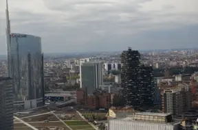 UniCredit apstrīd Itālijas "zelta varas" dekrētu, izraisot ES bažas par banku pārņemšanu