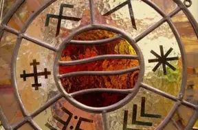 Vadības maiņa "Tele2", autostāvvietu operatoru apvienošanās, "Rail Baltica" ceļš kļūst skaidrāks: aktuālais ekonomikā 11. novembrī