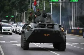 Venecuēla izsludina armijas mobilizāciju, reaģējot uz ASV karaflotes klātbūtni piekrastē