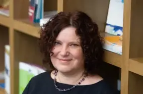 Vineta Silkāne: Zinātne sākas klasē, nevis laboratorijā – pedagoga misija ir audzināt domātājus