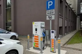 Visā Baltijā izbūvētas vairāk nekā 1500 elektroauto uzlādes stacijas, mainot lietotāju paradumus