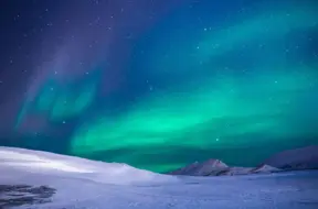 Zinātnieki pirmoreiz novēro gigantisku zvaigžņu izvirdumu ārpus Saules sistēmas