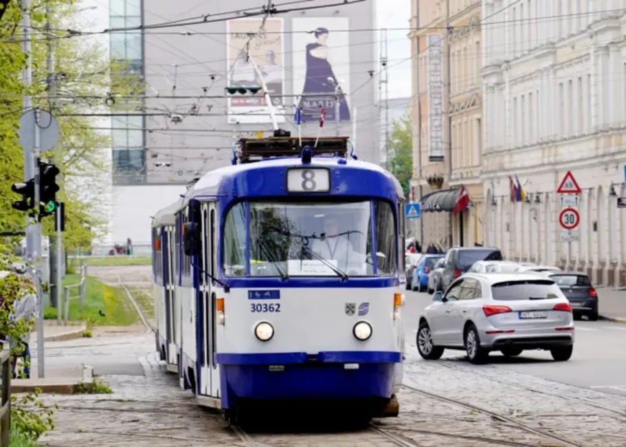 1. septembrī Rīgā bez maksas – sabiedriskais transports Zinību dienas priekam un drošībai