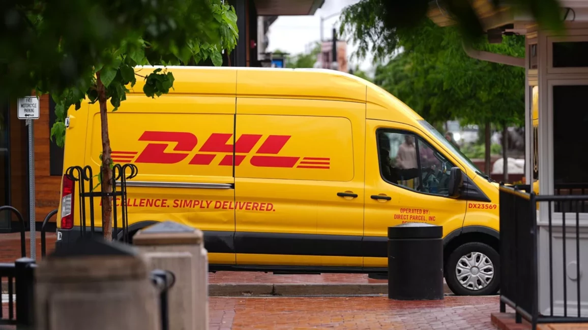 CMA Izmeklēs DHL un Evri Pakešu Servisu Apvienošanos Lielbritānijā