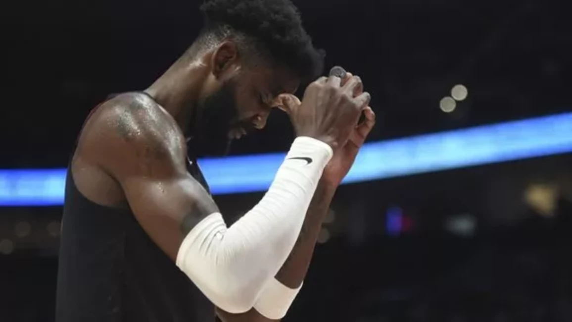 Deandrē Eitons Šokējoši Pievienojas "Lakers": Vai Atrasts Iztrūkstošais Puzles Gabaliņš Čempionu Ambīcijām?