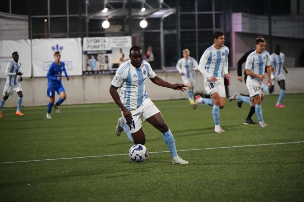 FC "Riga" nostiprina līderpozīciju "Tonybet" Virslīgā, palielinot pārsvaru līdz astoņiem punktiem