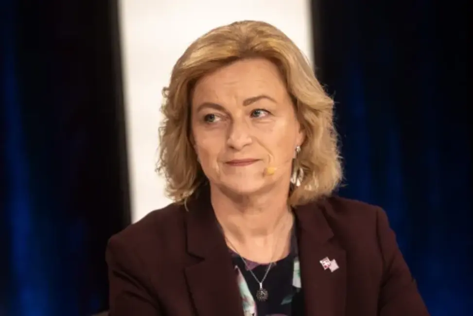 Ilze Indriksone brīdina: Vai Latvijas bērni ir mazāk vērtīgi par pieaugušajiem?