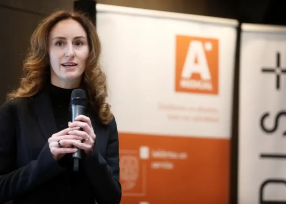 Karina Palkova ar plašu partiju atbalstu virzās uz Tiesībsarga amatu: cerības uz reputācijas atjaunošanu un proaktīvu darbību