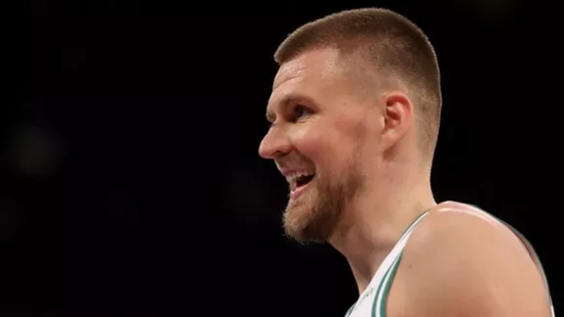 Karstās Baumas NBA: Vai Kristaps Porziņģis Varētu Nonākt Fīniksas “Suns” Orbitā?
