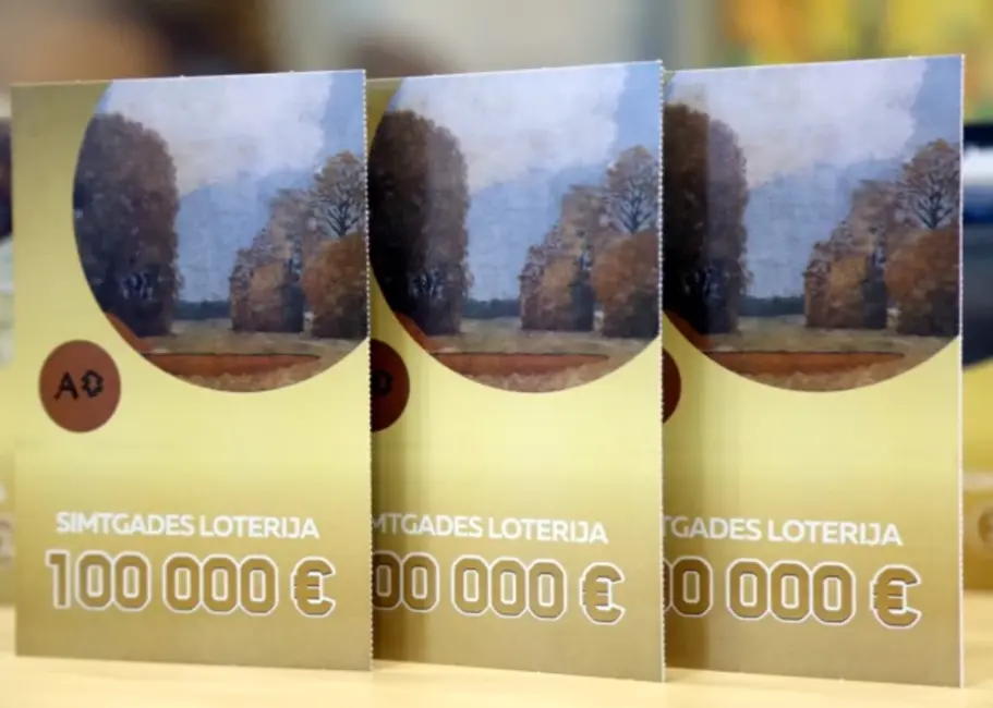 Ķekavas iedzīvotājs, reti spēlējot, laimē 100 000 eiro Simtgades loterijā