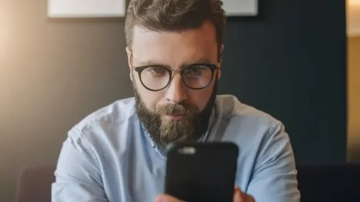 Krievija bloķē internetu un īsziņas viesabonēšanā: Eiropas klientiem radušies sarežģījumi