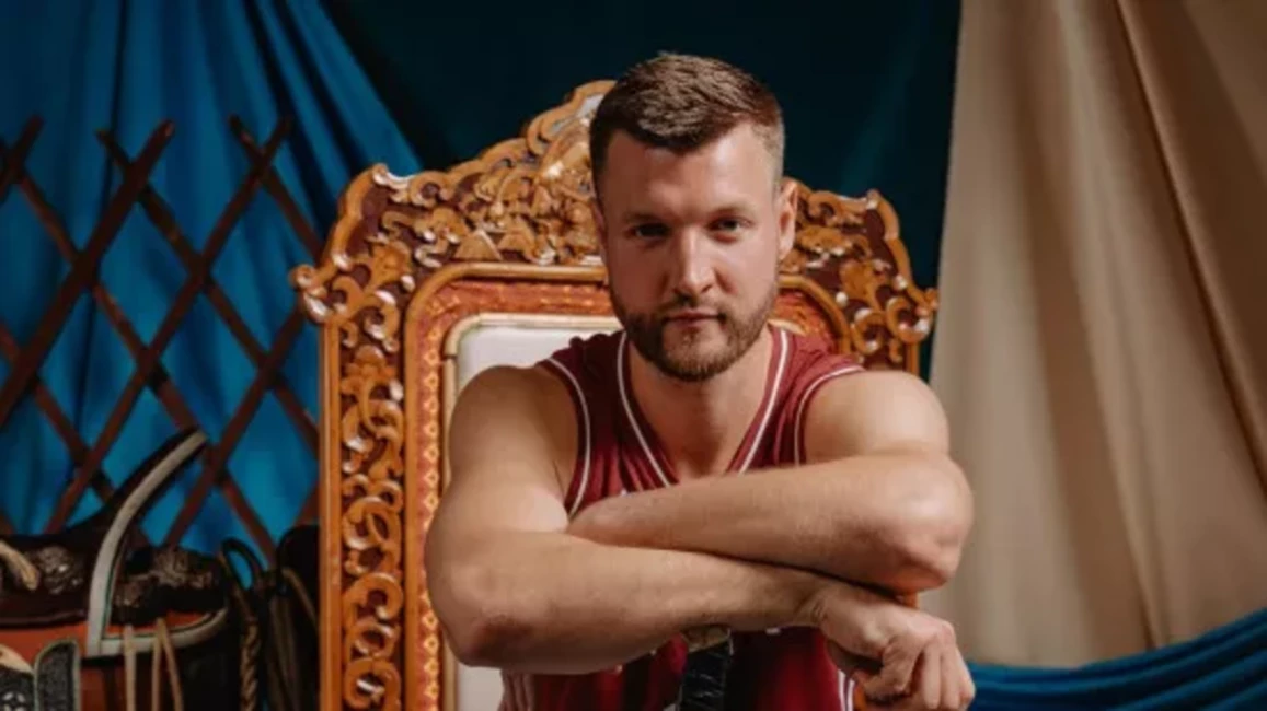 Kristaps Gludītis Ierauj Tālmetienu Vulkānu: Latvijai Perfekts Starts 3x3 Pasaules Kausā Ulanbatorā