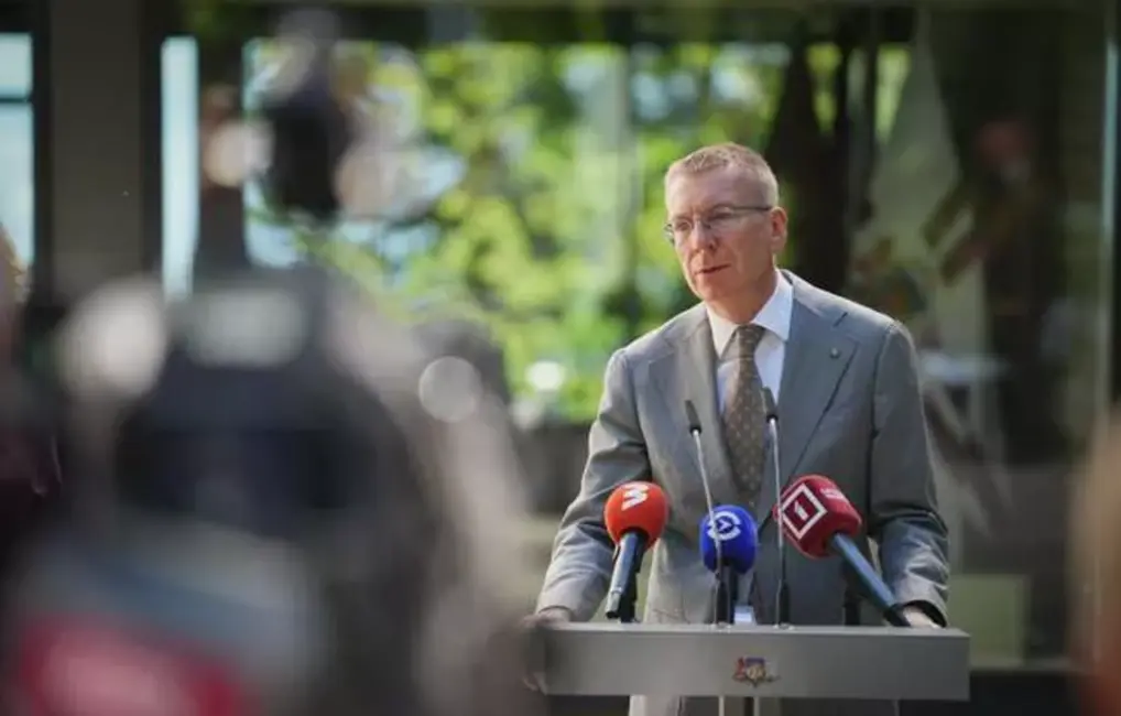 Latvijas Valsts Prezidents Nosauc 2026. Gada Budžeta Trīs Pamatprioritātes: Drošība, Demogrāfija un Izglītība – Ceļš uz Stabilu un Pārtikušu Nākotni