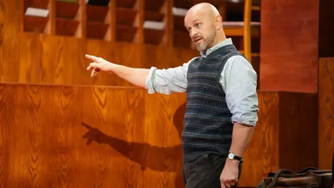 Lauris Dzelzītis atklāj: alkohols nekad nav bijis prieka avots; aktieris atgriežas uz Dailes teātra skatuves